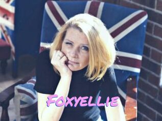 Foxyellie